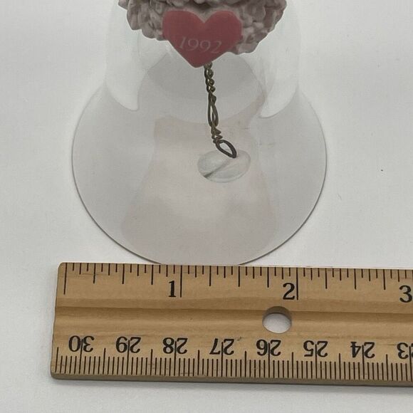 1992 Vintage Avon collectible crystal bell featuring hearts flowers doves - Picture 6 of 14